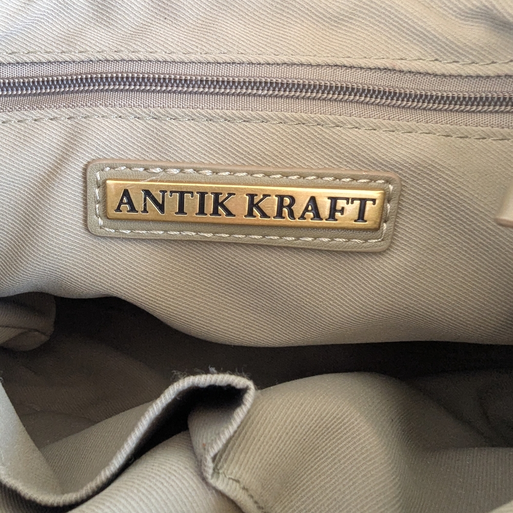 Antik Kraft Chic Beige Crossbody Bag - Picture 9 of 17